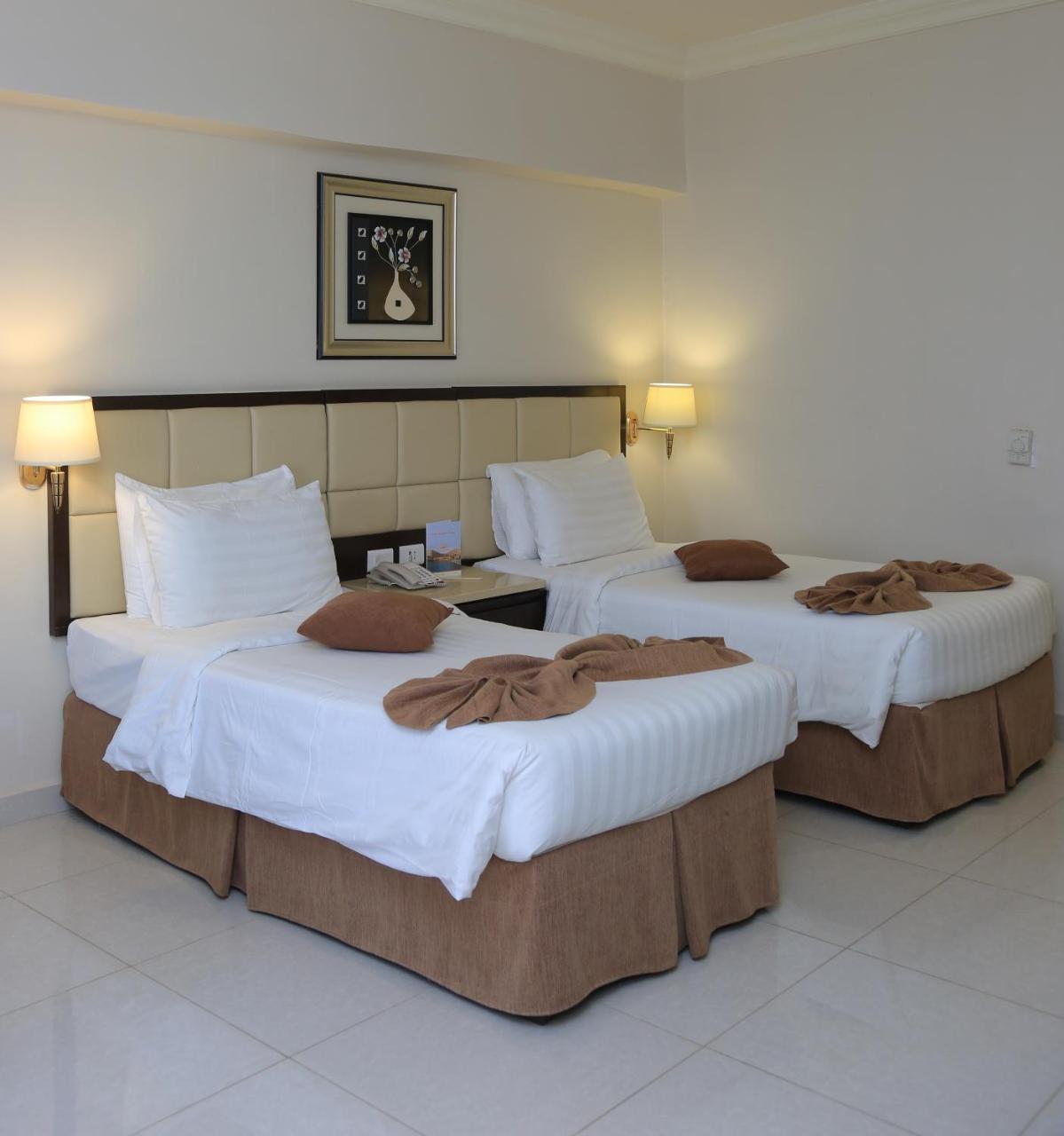 Grand East Hotel - Resort & Spa Dead Sea Sweimeh Rom bilde