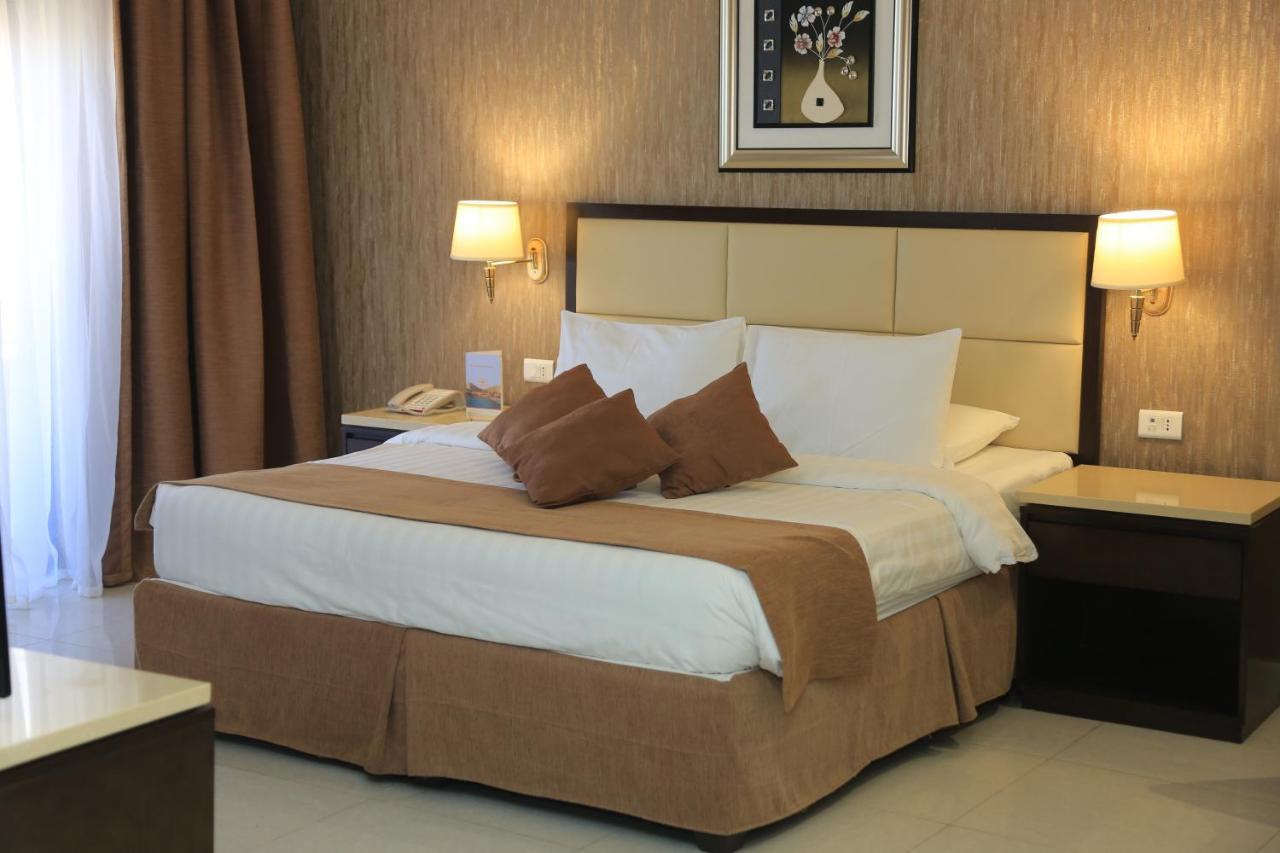 Grand East Hotel - Resort & Spa Dead Sea Sweimeh Rom bilde