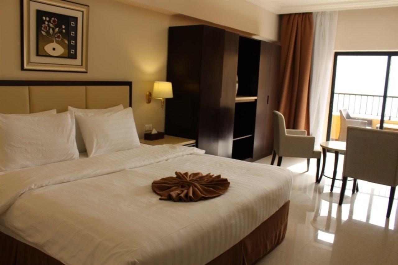Grand East Hotel - Resort & Spa Dead Sea Sweimeh Eksteriør bilde